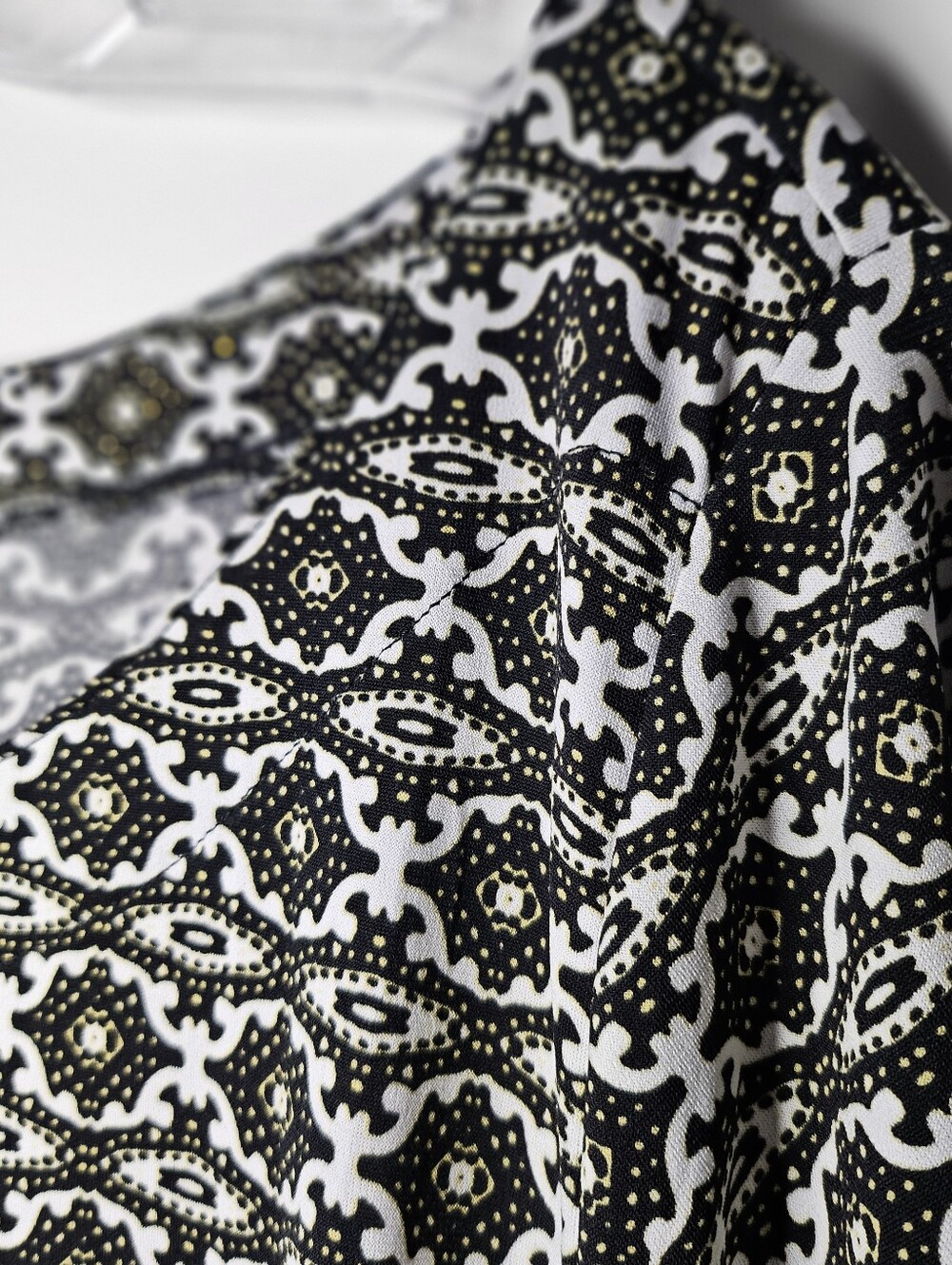 Lane Bryant Size 22/24 Plus Size Swing Tunic Top Black White Geometric Stretch - Picture 7 of 12